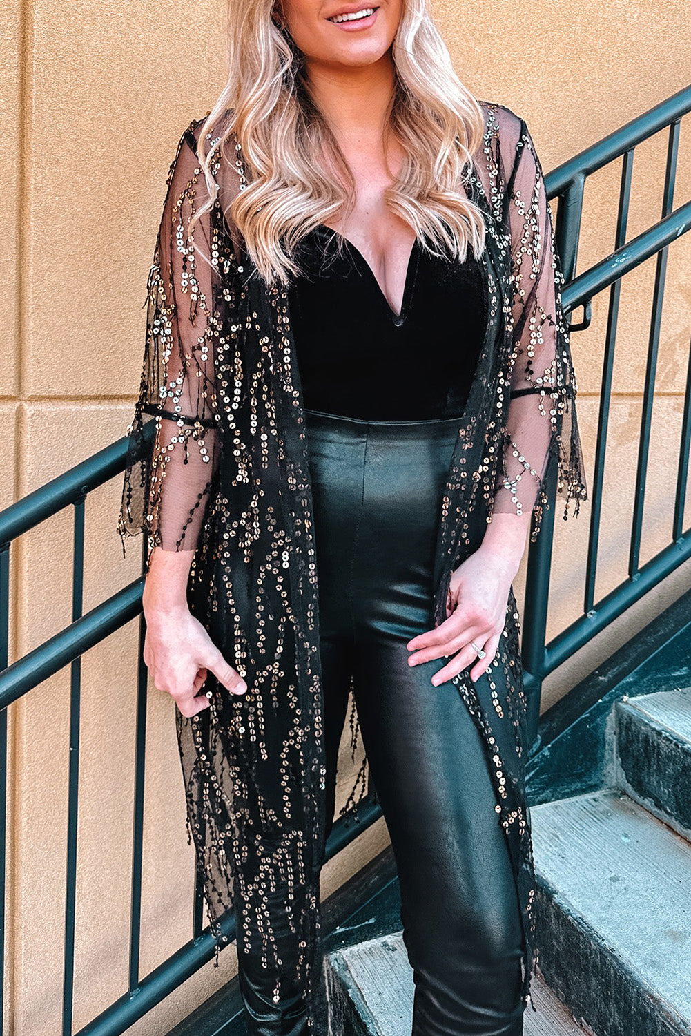 c6b2d3b75b3146fa8121fc276a393381-Max